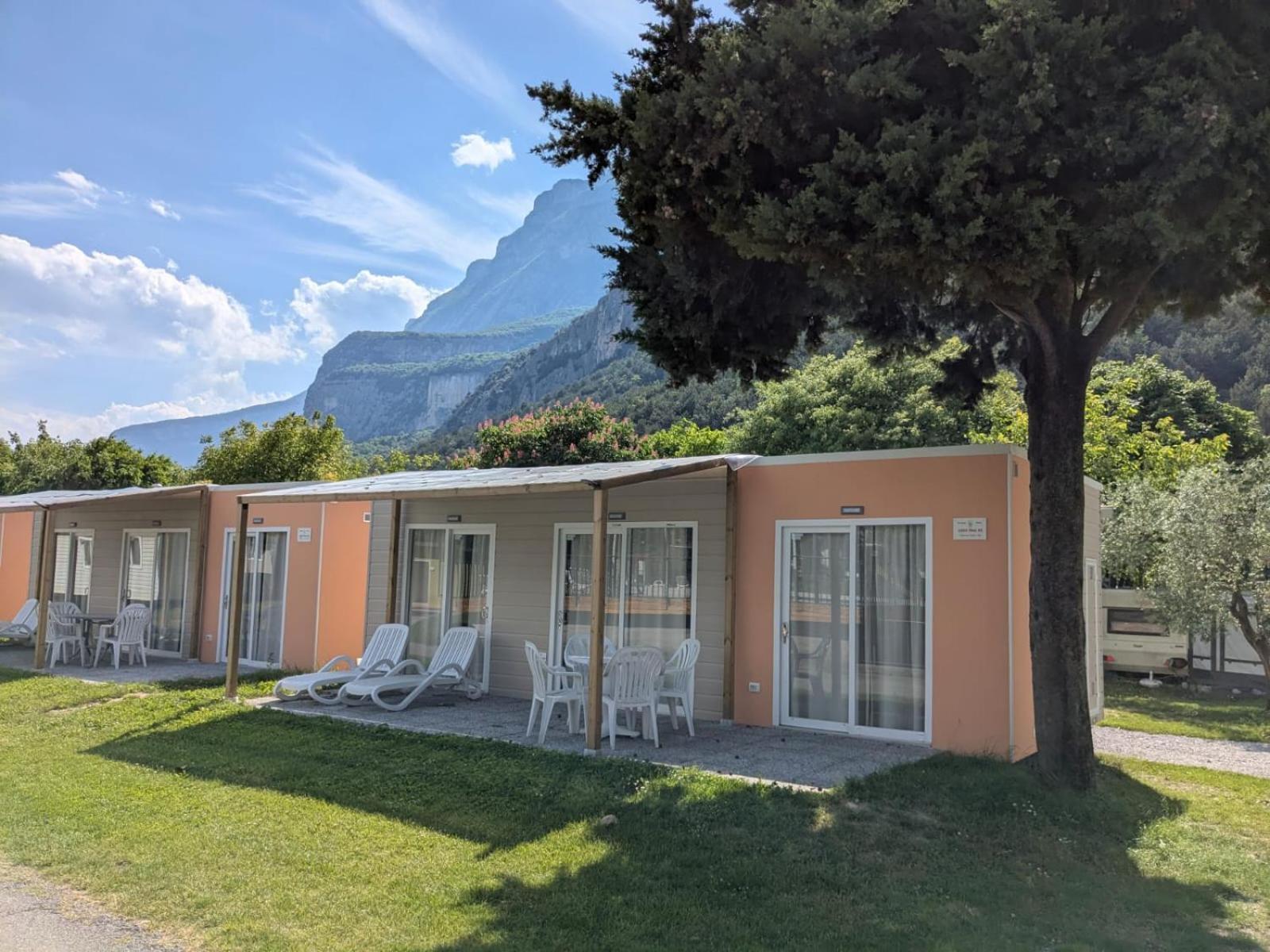 Hotel Camping Daino Pietramurata Exterior foto
